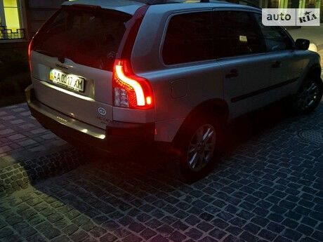 Вольво ХС90 2003 года Volvo XC90 2003 года