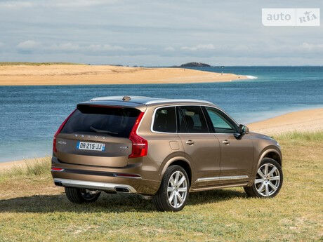 Volvo XC90 2008 года