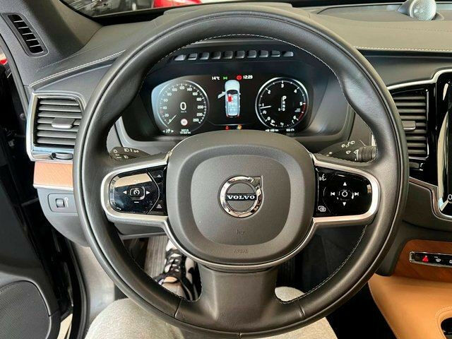 Volvo XC90 2019 года