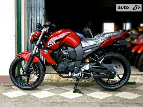 Ямаха ФЗ 2013 года Yamaha FZ 2013 года