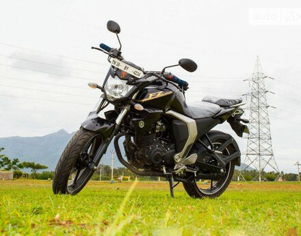Фото на отзыв с оценкой 5 о Yamaha FZ 2006 году выпуска от автора "sueta88" с текстом: Замечательный мотоцикл, который имеет очень широкий спектр применения, Не смотря на то что он отн...