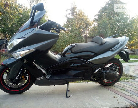 Yamaha T-Max 500 2011 року