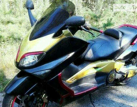 Фото на відгук з оцінкою 4   про авто Yamaha T-max 2006 року випуску від автора “dagan” з текстом: Хороший мощный макси скутер, надежный, очень подходит для города. Моневровый, экономичный, мощнос...