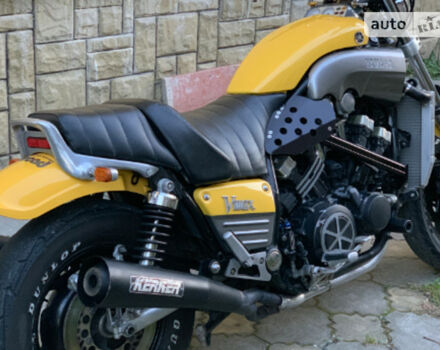 Фото на отзыв с оценкой 5 о Yamaha VMAX 1989 году выпуска от автора "Василь" с текстом: Всім привіт. Весь кайф в цьому мотоциклі - це розгін від 0 до 100 км/год. Однак мотоцикл також ду...