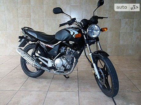 Ямаха УВР 2013 року Yamaha YBR 2013 року