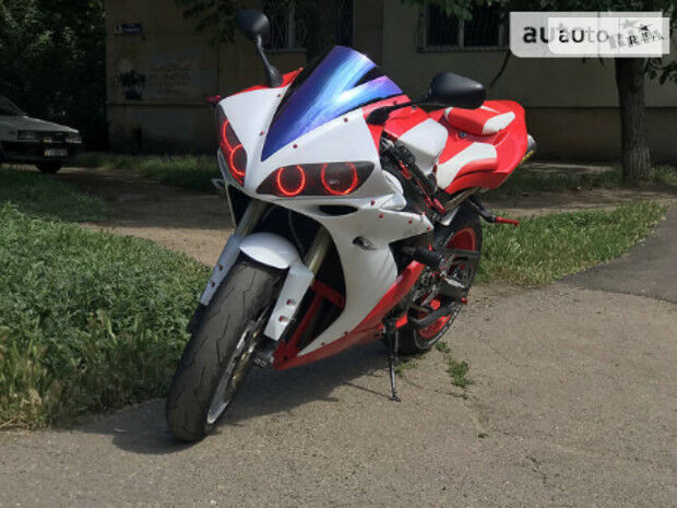 Yamaha YZF R1 2005 года