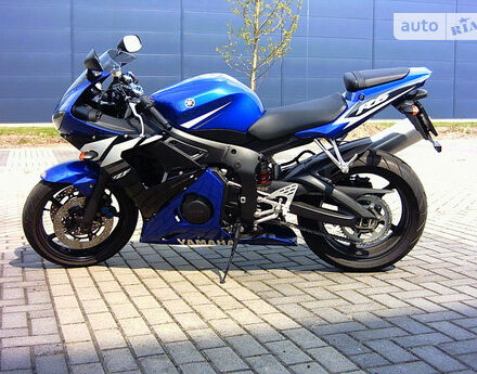 Фото на відгук з оцінкою 5   про авто Yamaha YZF 2003 року випуску від автора “Racer-alpha” з текстом: Итак, вот решил написать отзыв о мотоцикле которым пользовался и ездил на нем больше года.Мото ог...