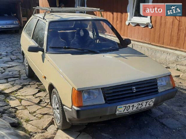 ЗАЗ 1102 Таврия 1993 года