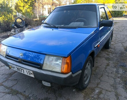 ЗАЗ 1102 Таврия 1998 года