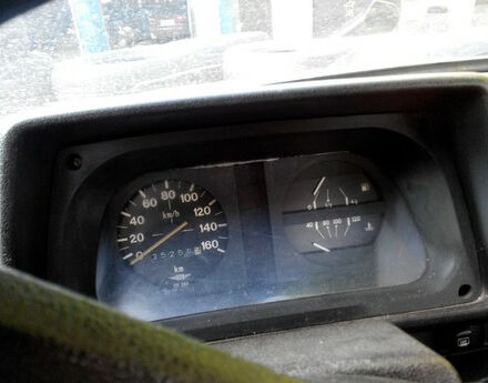 ЗАЗ 1102 Таврия 2004 года