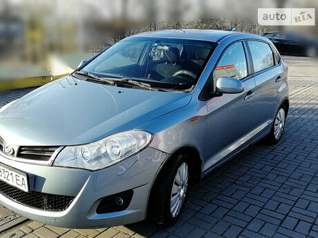ЗАЗ Форза 2012 року ЗАЗ Forza 2012 року