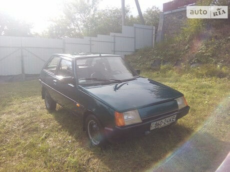 ЗАЗ Таврия-Нова 2000 року ЗАЗ Таврия-Нова 2000 року