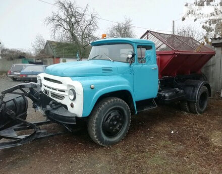 Фото на відгук з оцінкою 5   про авто ЗИЛ 130 1988 року випуску від автора “Анатолий” з текстом: Шикарная машина, двигатель очень экономичный 100л на 100км и мощный что позволяет легко маневриро...