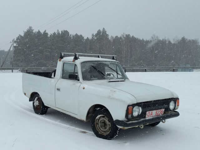 ИЖ 2715 1986 року ИЖ 2715 1986 року