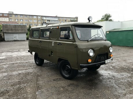 УАЗ 452 Д 1987 року