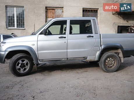 УАЗ Пикап 2008 року УАЗ Pickup 2008 року