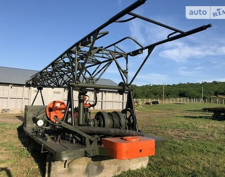 Фото на відгук з оцінкою 4   про авто УРБ 2.5 1992 року випуску від автора “Оксана” з текстом: Бурова установка УРБ 2.5 з простими важелями для управління має великий попит в сфері бурових роб...