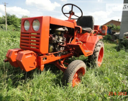 Фото на отзыв с оценкой 4 о ХТЗ Т-012 1992 году выпуска от автора "Сергій" с текстом: Т-012 в одних руках з 2012 року. В 2017 році переобладнаний на дизель. Тракторець надійний у всіх...