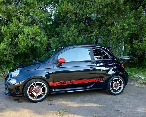 Чорний Абарт Fiat 500, об'ємом двигуна 1.4 л та пробігом 65 тис. км за 17000 $, фото 1 на Automoto.ua