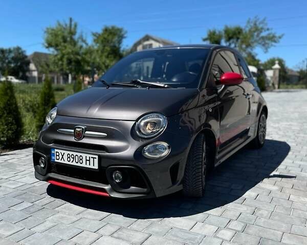 Серый Абарт Fiat 500, объемом двигателя 1.37 л и пробегом 102 тыс. км за 15900 $, фото 1 на Automoto.ua