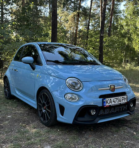 Синий Абарт Fiat 500, объемом двигателя 1.4 л и пробегом 57 тыс. км за 14750 $, фото 1 на Automoto.ua