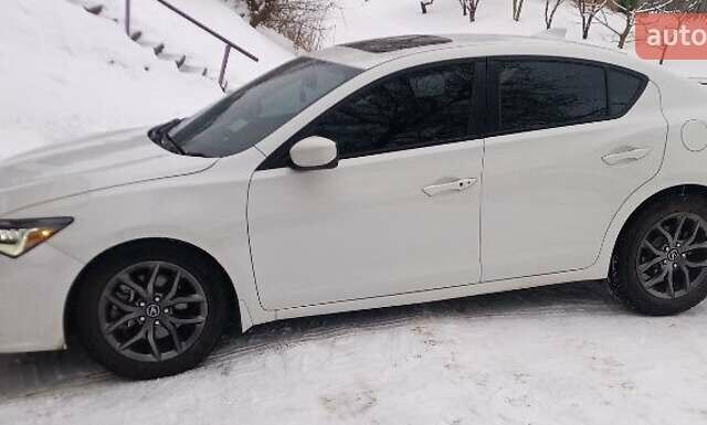 Белый Акура ИЛХ, объемом двигателя 2.4 л и пробегом 126 тыс. км за 14899 $, фото 1 на Automoto.ua