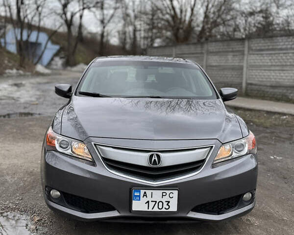 Сірий Акура ІЛХ, об'ємом двигуна 2.4 л та пробігом 243 тис. км за 10200 $, фото 1 на Automoto.ua