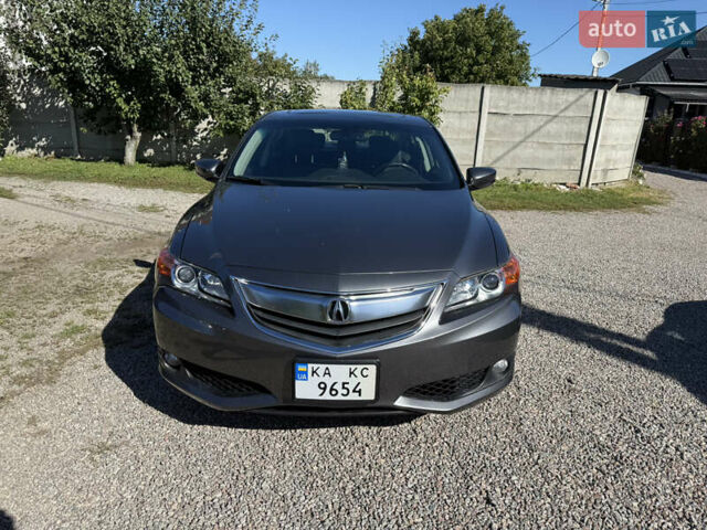 Сірий Акура ІЛХ, об'ємом двигуна 2 л та пробігом 136 тис. км за 9500 $, фото 1 на Automoto.ua