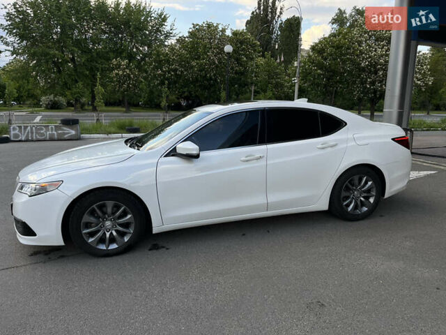 Белый Акура ТЛХ, объемом двигателя 2.4 л и пробегом 195 тыс. км за 13999 $, фото 1 на Automoto.ua
