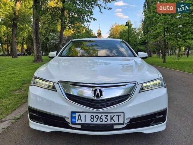 Белый Акура ТЛХ, объемом двигателя 2.36 л и пробегом 124 тыс. км за 17500 $, фото 1 на Automoto.ua