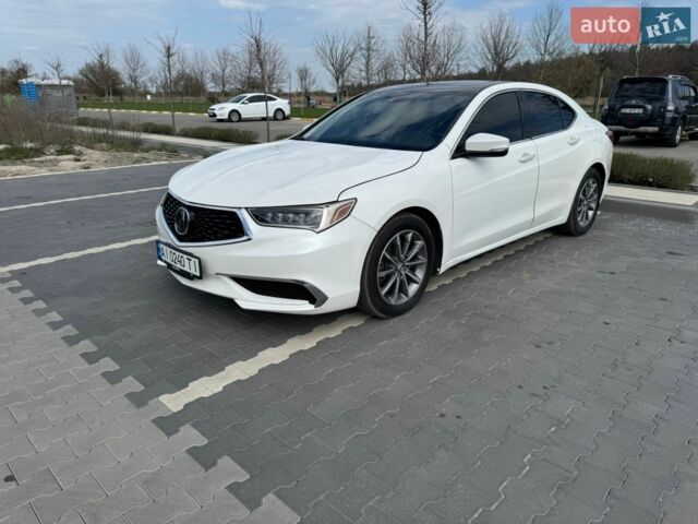 Белый Акура ТЛХ, объемом двигателя 2.36 л и пробегом 88 тыс. км за 15999 $, фото 1 на Automoto.ua