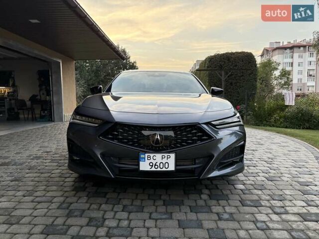 Серый Акура ТЛХ, объемом двигателя 2 л и пробегом 55 тыс. км за 33000 $, фото 1 на Automoto.ua
