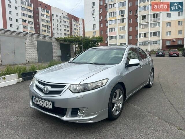 Сірий Акура ТСХ, об'ємом двигуна 2.35 л та пробігом 143 тис. км за 9600 $, фото 1 на Automoto.ua