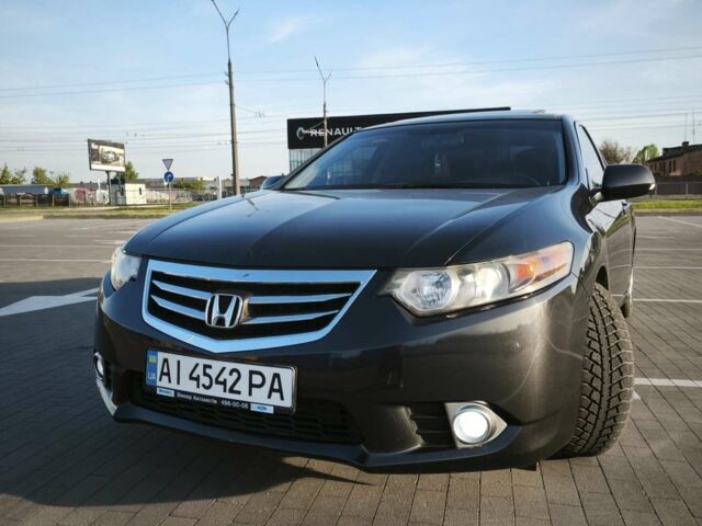 Серый Акура ТСХ, объемом двигателя 2.35 л и пробегом 260 тыс. км за 9100 $, фото 1 на Automoto.ua