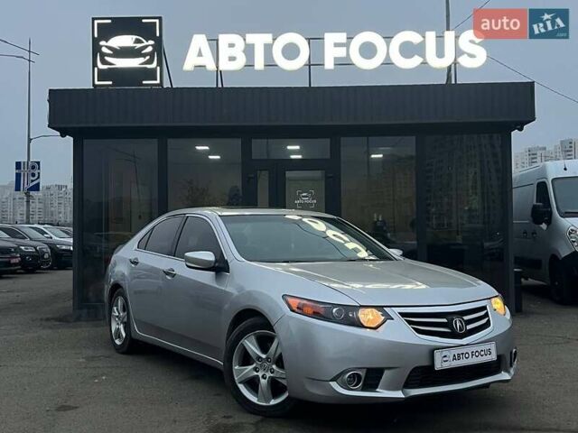 Серый Акура ТСХ, объемом двигателя 2.35 л и пробегом 200 тыс. км за 9990 $, фото 1 на Automoto.ua