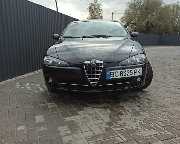 Черный Альфа Ромео 147, объемом двигателя 2 л и пробегом 170 тыс. км за 5500 $, фото 1 на Automoto.ua