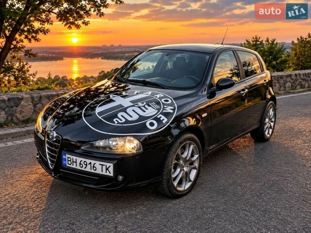Чорний Альфа Ромео 147, об'ємом двигуна 1.97 л та пробігом 163 тис. км за 3600 $, фото 1 на Automoto.ua