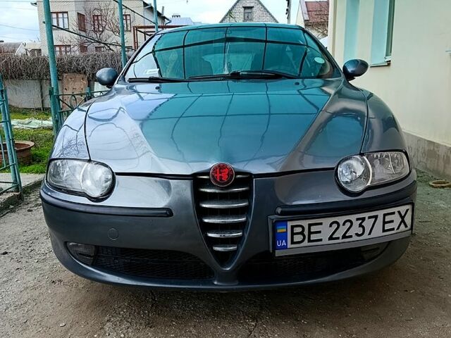 Сірий Альфа Ромео 147, об'ємом двигуна 1.6 л та пробігом 208 тис. км за 3200 $, фото 1 на Automoto.ua
