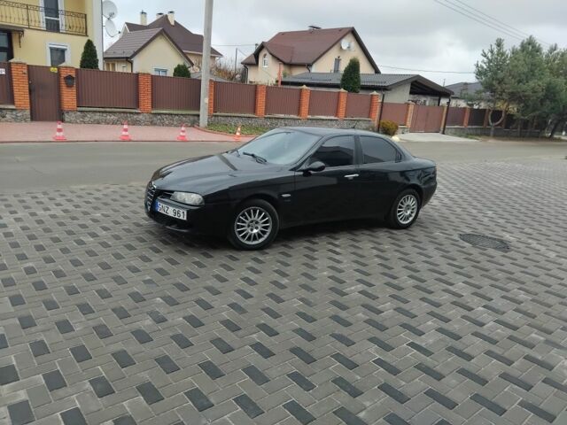 Черный Альфа Ромео 156, объемом двигателя 1.9 л и пробегом 324 тыс. км за 1800 $, фото 1 на Automoto.ua