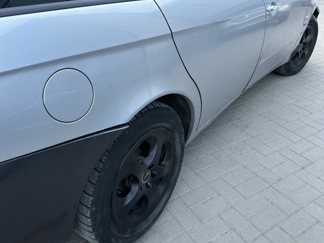 Серый Альфа Ромео 156, объемом двигателя 1.9 л и пробегом 205 тыс. км за 2257 $, фото 1 на Automoto.ua