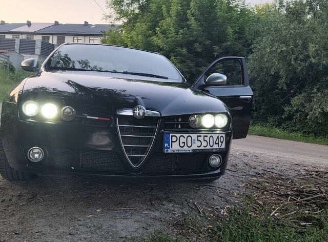Черный Альфа Ромео 159, объемом двигателя 2 л и пробегом 340 тыс. км за 3621 $, фото 1 на Automoto.ua