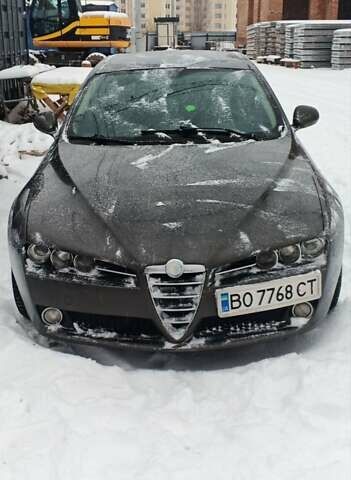 Сірий Альфа Ромео 159, об'ємом двигуна 1.9 л та пробігом 320 тис. км за 5100 $, фото 1 на Automoto.ua