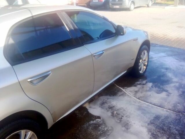 Сірий Альфа Ромео 159, об'ємом двигуна 1.9 л та пробігом 240 тис. км за 4800 $, фото 1 на Automoto.ua