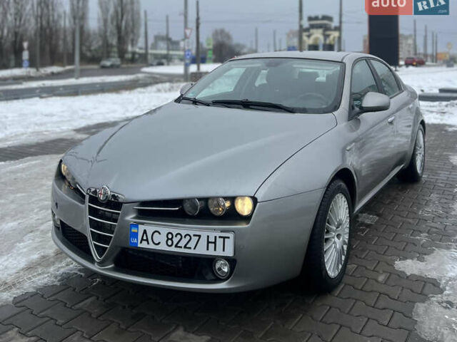 Сірий Альфа Ромео 159, об'ємом двигуна 2.2 л та пробігом 230 тис. км за 5300 $, фото 1 на Automoto.ua