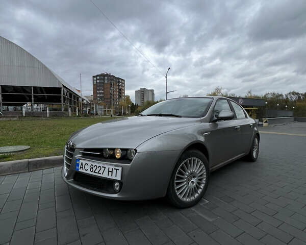 Серый Альфа Ромео 159, объемом двигателя 2.2 л и пробегом 230 тыс. км за 5350 $, фото 1 на Automoto.ua