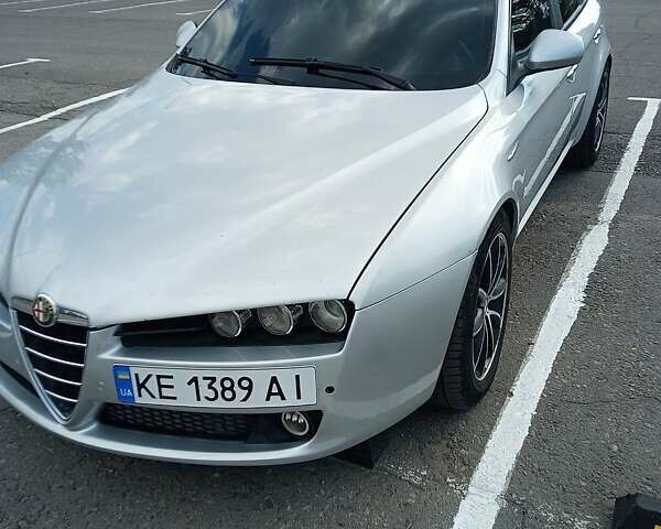 Серый Альфа Ромео 159, объемом двигателя 2.2 л и пробегом 240 тыс. км за 5000 $, фото 1 на Automoto.ua