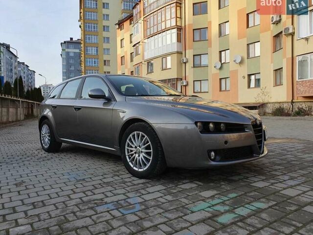 Серый Альфа Ромео 159, объемом двигателя 1.9 л и пробегом 350 тыс. км за 4400 $, фото 1 на Automoto.ua