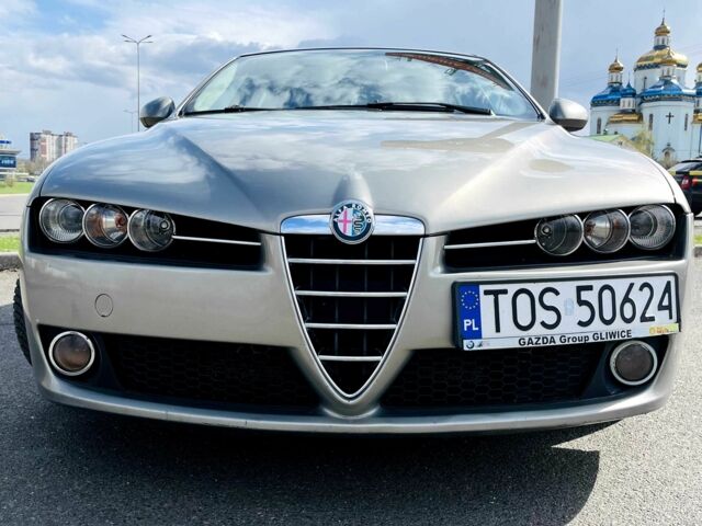 Сірий Альфа Ромео 159, об'ємом двигуна 1.9 л та пробігом 316 тис. км за 3000 $, фото 1 на Automoto.ua