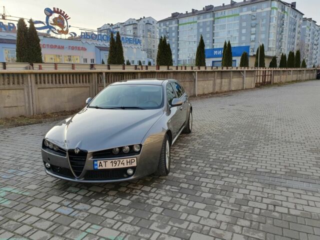 Серый Альфа Ромео 159, объемом двигателя 1.9 л и пробегом 350 тыс. км за 4400 $, фото 1 на Automoto.ua