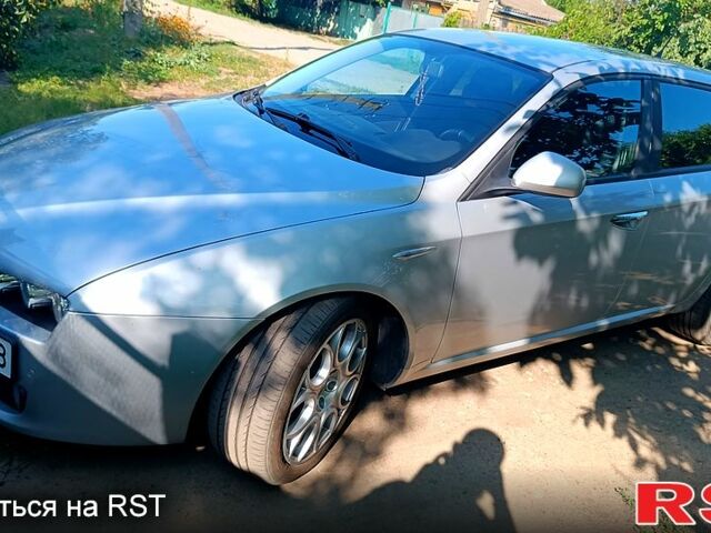 Серый Альфа Ромео 159, объемом двигателя 2.2 л и пробегом 300 тыс. км за 5200 $, фото 1 на Automoto.ua